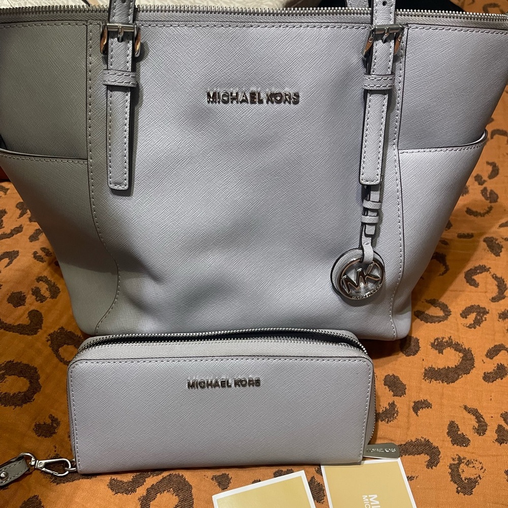 Michael Kors Dove Gray Tote Bag and Wallet Set